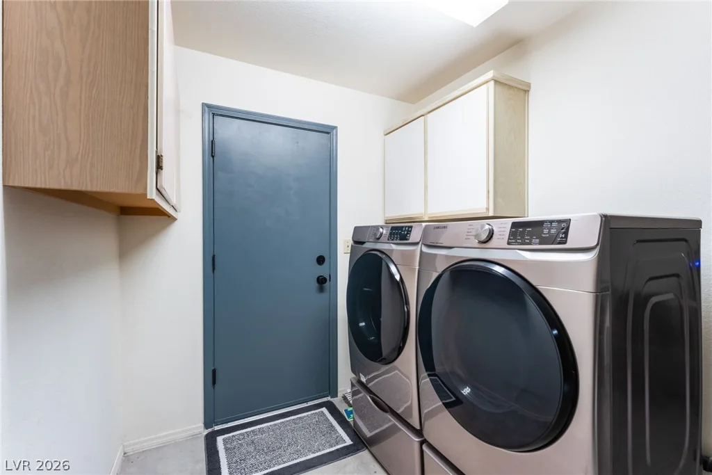 9657 Blue Bell, Las Vegas, NV 89134