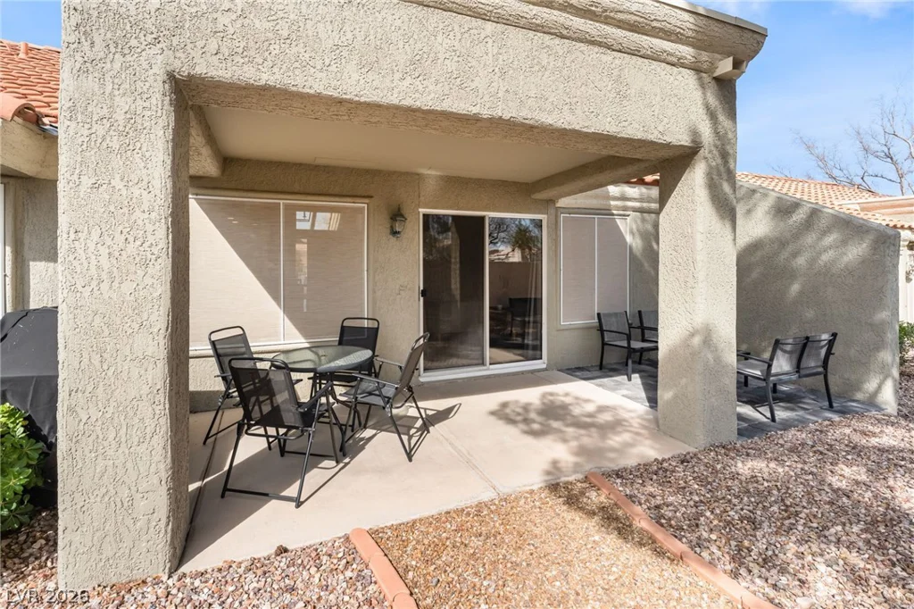 9657 Blue Bell, Las Vegas, NV 89134