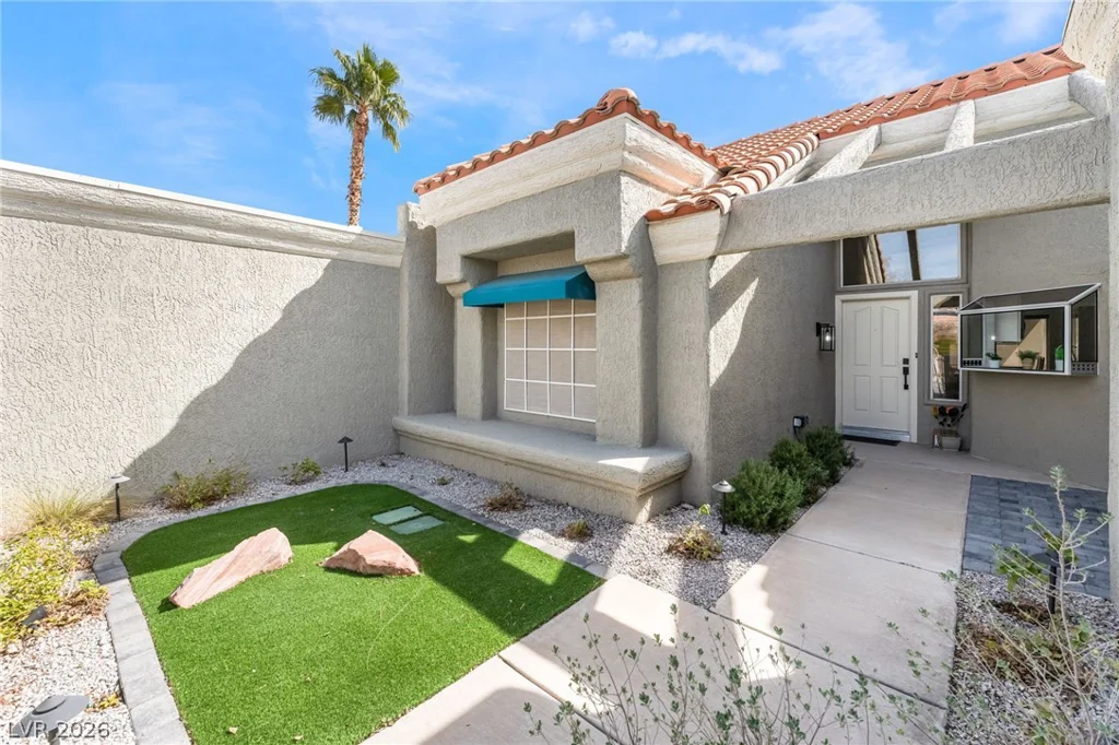 9657 Blue Bell, Las Vegas, NV 89134