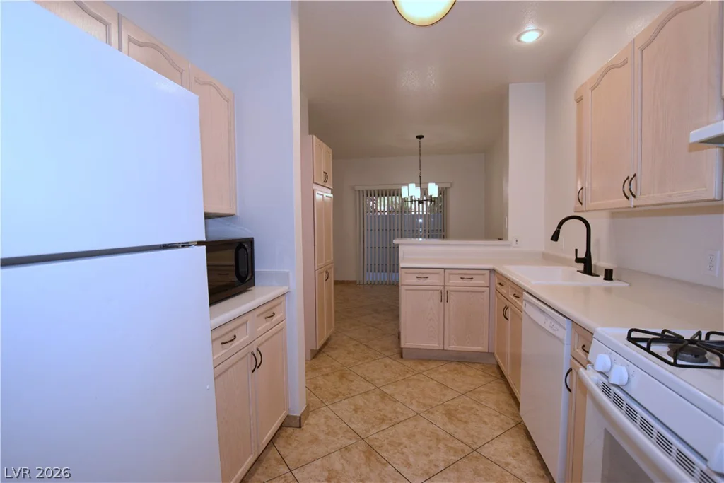 2624 Twin Pines, Henderson, NV 89074