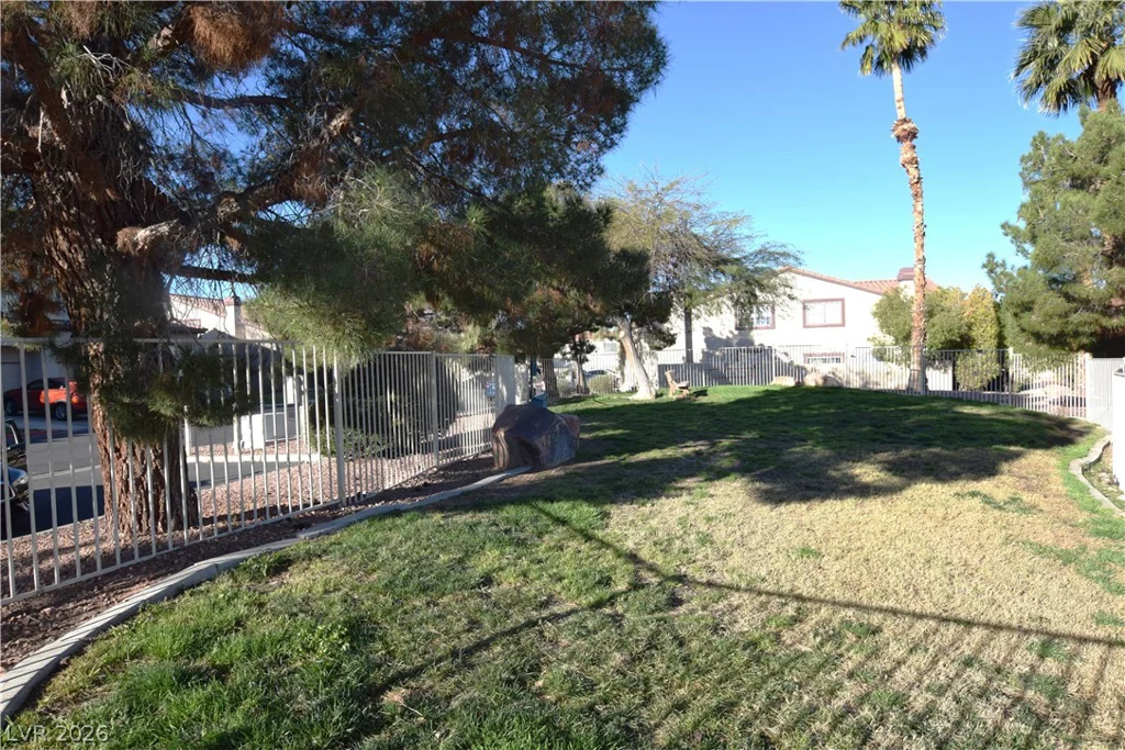2624 Twin Pines, Henderson, NV 89074