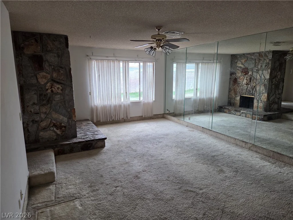 7725 Genzer, Las Vegas, NV 89145