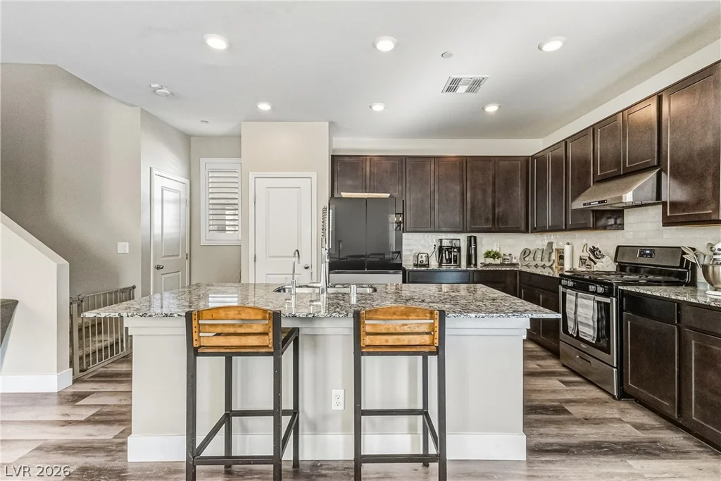 5390 Robinera, Las Vegas, NV 89166