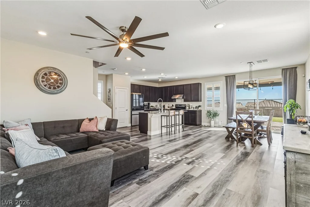 5390 Robinera, Las Vegas, NV 89166