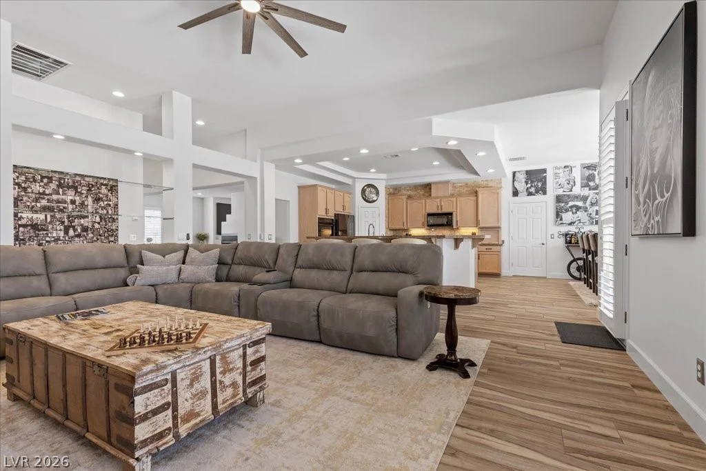 2204 Trident Maple, Las Vegas, NV 89117