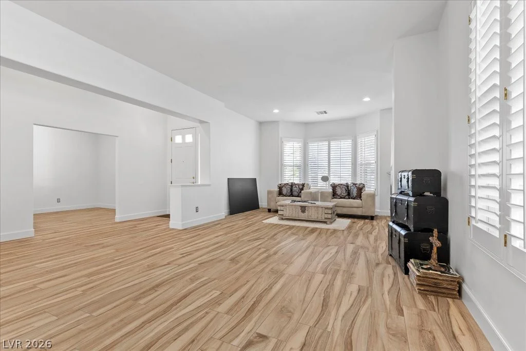 2204 Trident Maple, Las Vegas, NV 89117