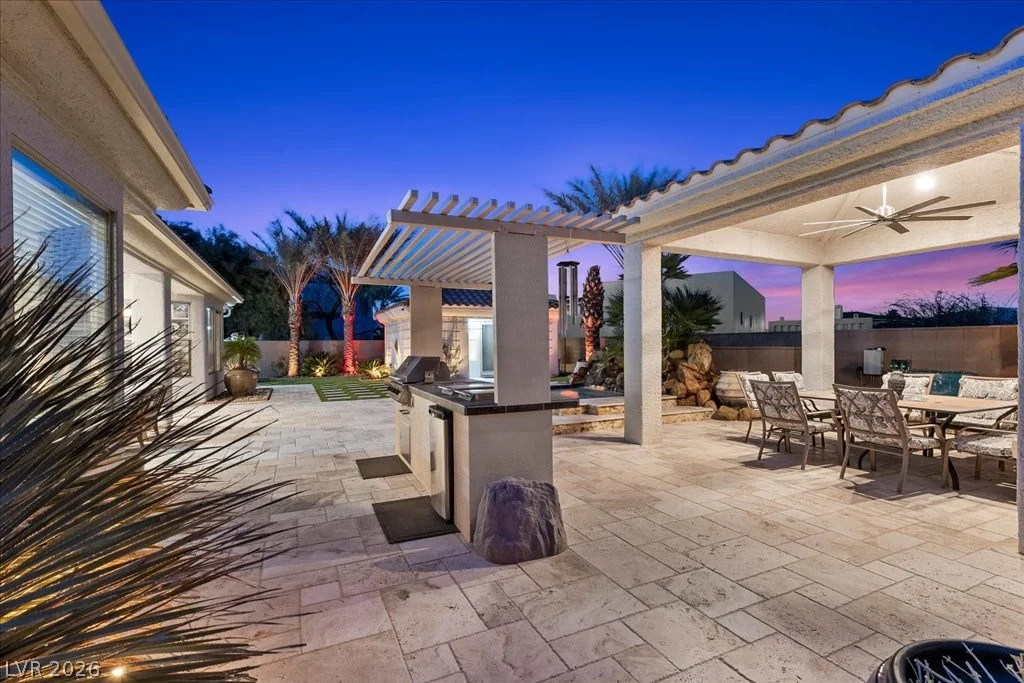 2204 Trident Maple, Las Vegas, NV 89117