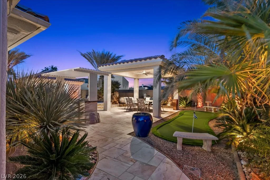 2204 Trident Maple, Las Vegas, NV 89117