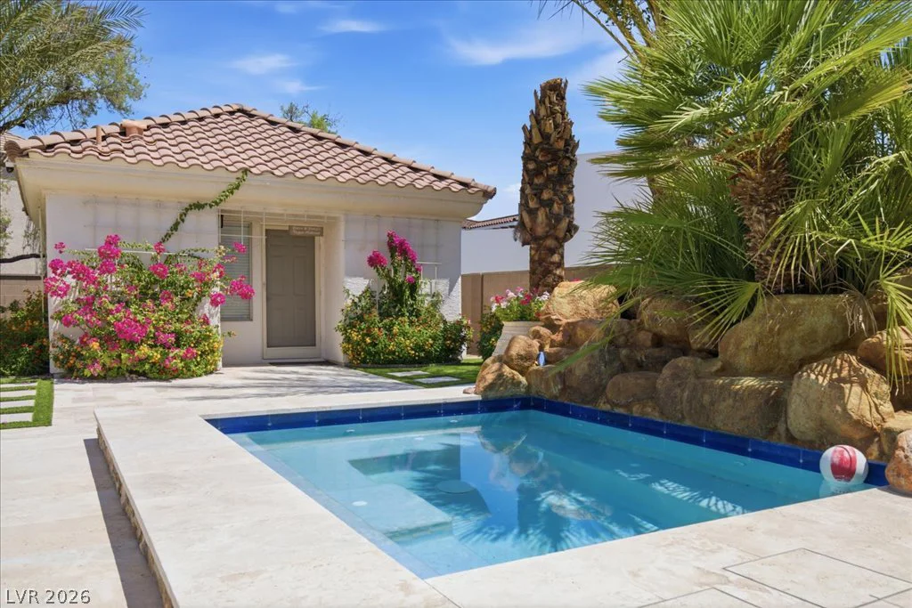 2204 Trident Maple, Las Vegas, NV 89117