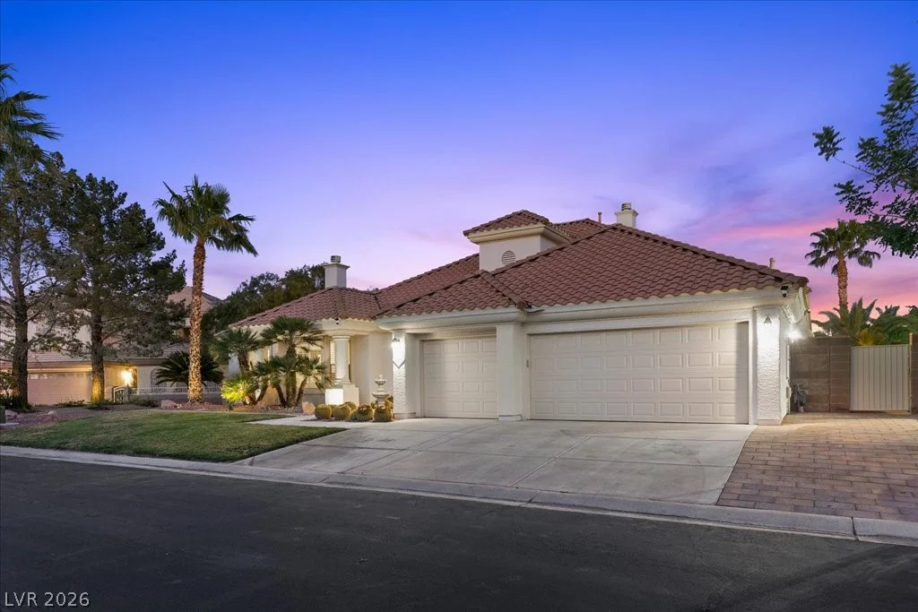 2204 Trident Maple, Las Vegas, NV 89117