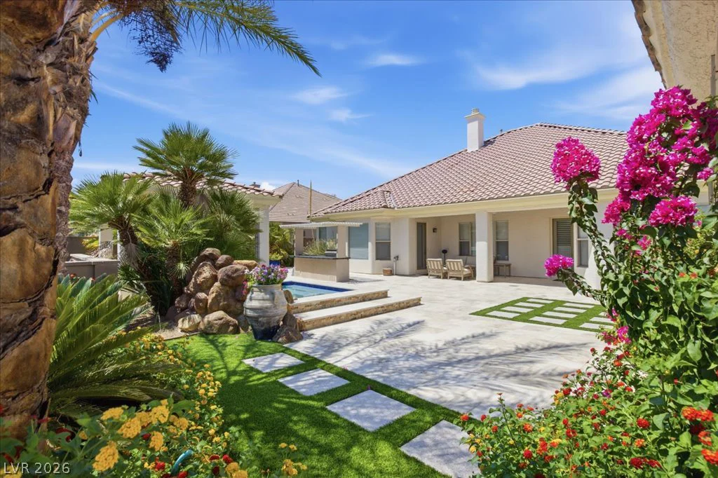 2204 Trident Maple, Las Vegas, NV 89117