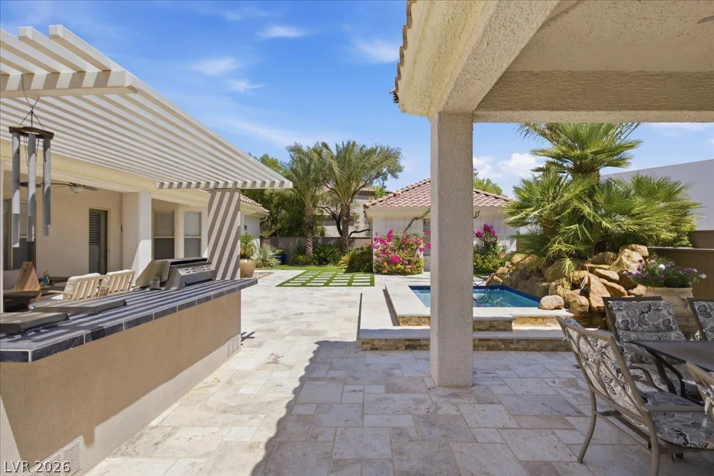 2204 Trident Maple, Las Vegas, NV 89117