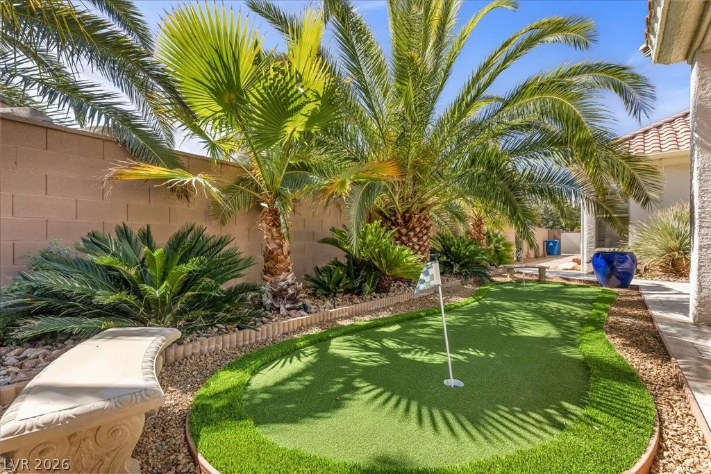 2204 Trident Maple, Las Vegas, NV 89117
