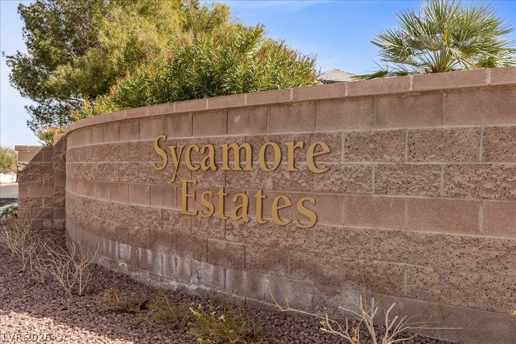 2204 Trident Maple, Las Vegas, NV 89117