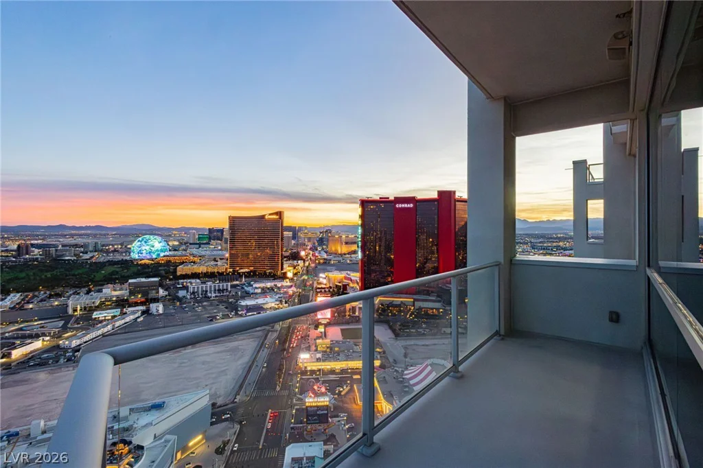2700 Las Vegas, Las Vegas, NV 89109