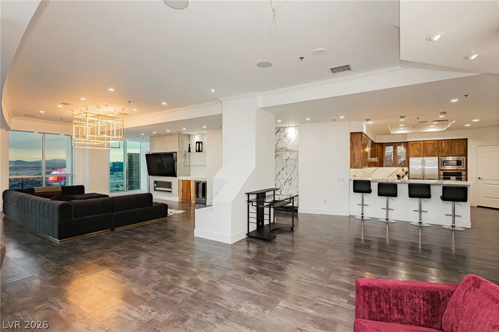 2700 Las Vegas, Las Vegas, NV 89109