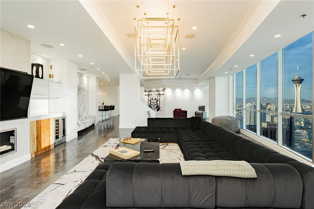 2700 Las Vegas, Las Vegas, NV 89109