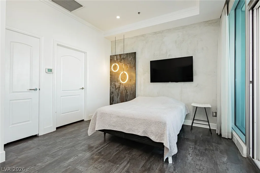2700 Las Vegas, Las Vegas, NV 89109