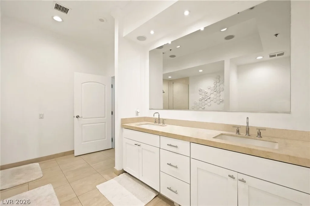 2700 Las Vegas, Las Vegas, NV 89109