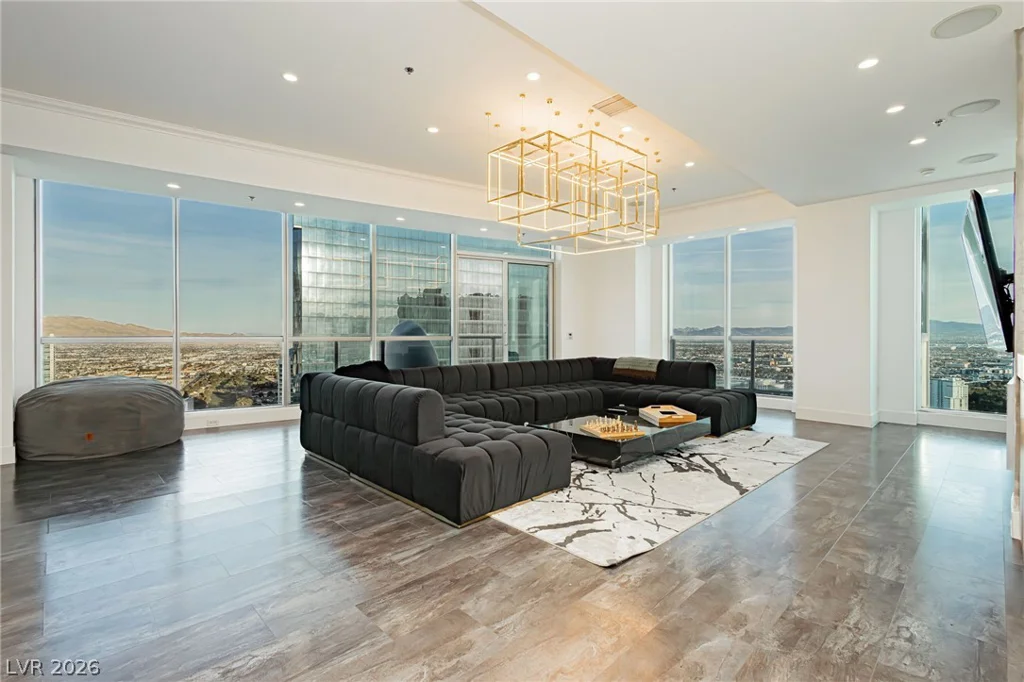 2700 Las Vegas, Las Vegas, NV 89109