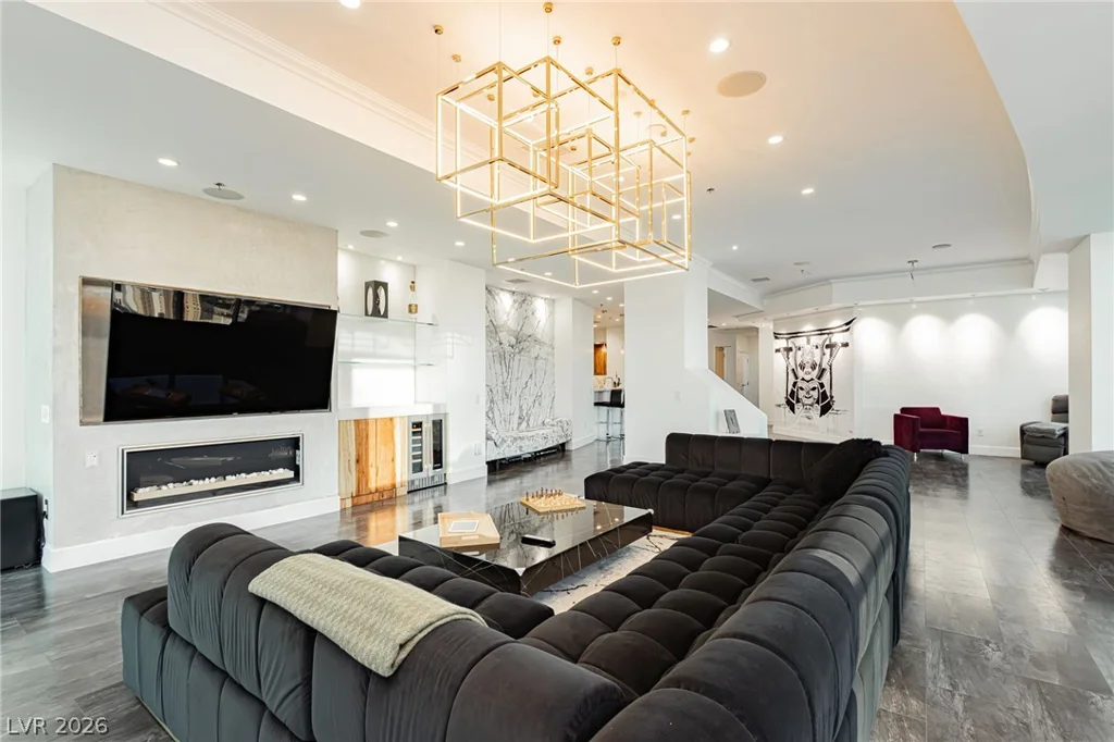 2700 Las Vegas, Las Vegas, NV 89109