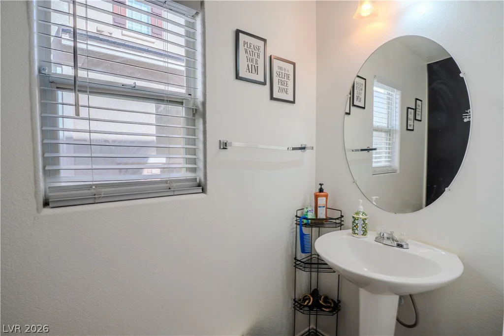 5953 Feral Garden, North Las Vegas, NV 89031