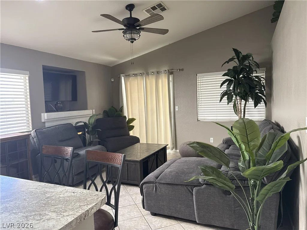331 River Glider, North Las Vegas, NV 89084