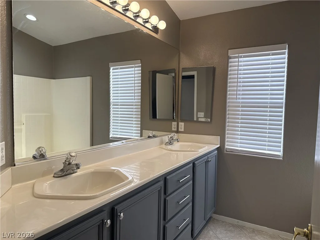 331 River Glider, North Las Vegas, NV 89084