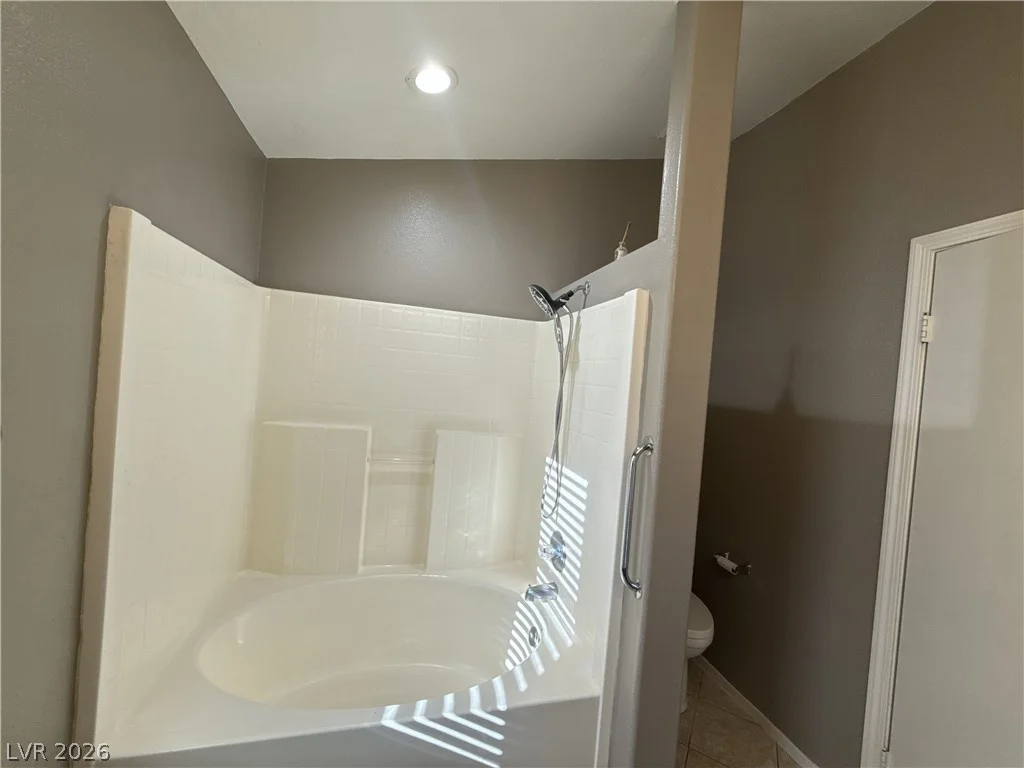 331 River Glider, North Las Vegas, NV 89084