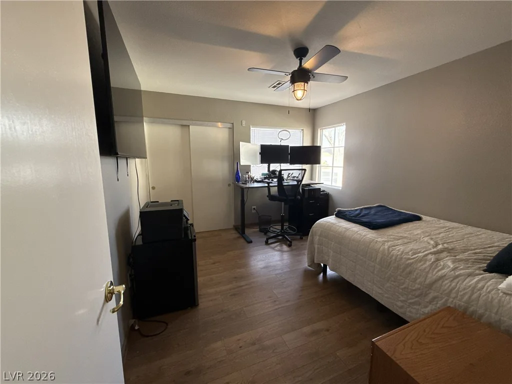 331 River Glider, North Las Vegas, NV 89084