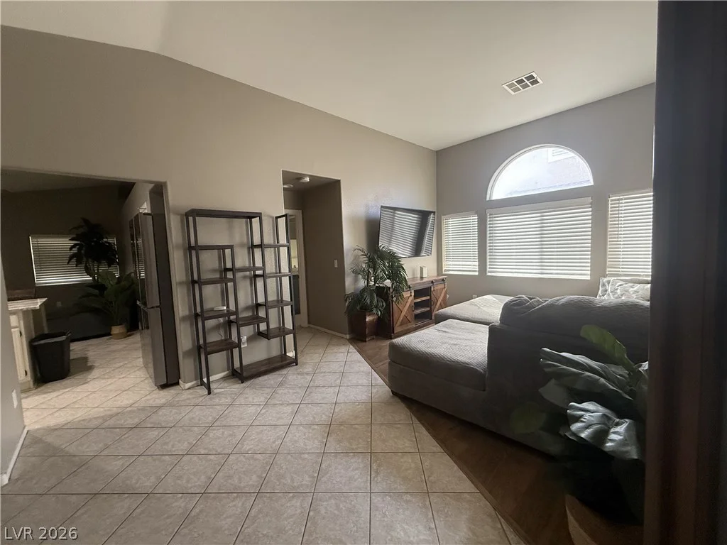 331 River Glider, North Las Vegas, NV 89084