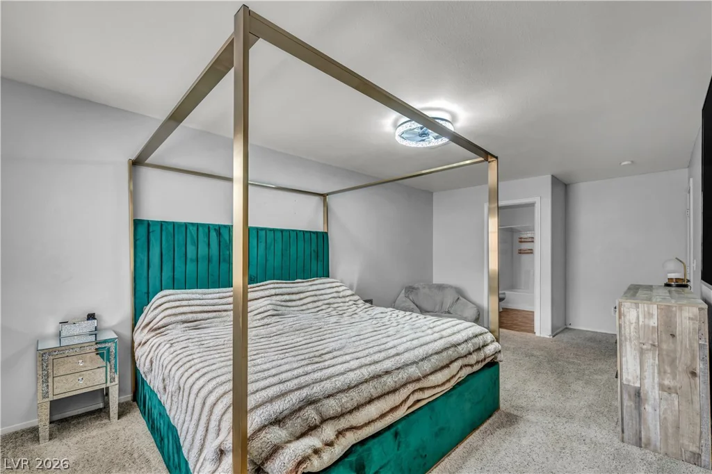 5024 Starfinder, Las Vegas, NV 89108