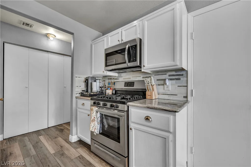 5024 Starfinder, Las Vegas, NV 89108