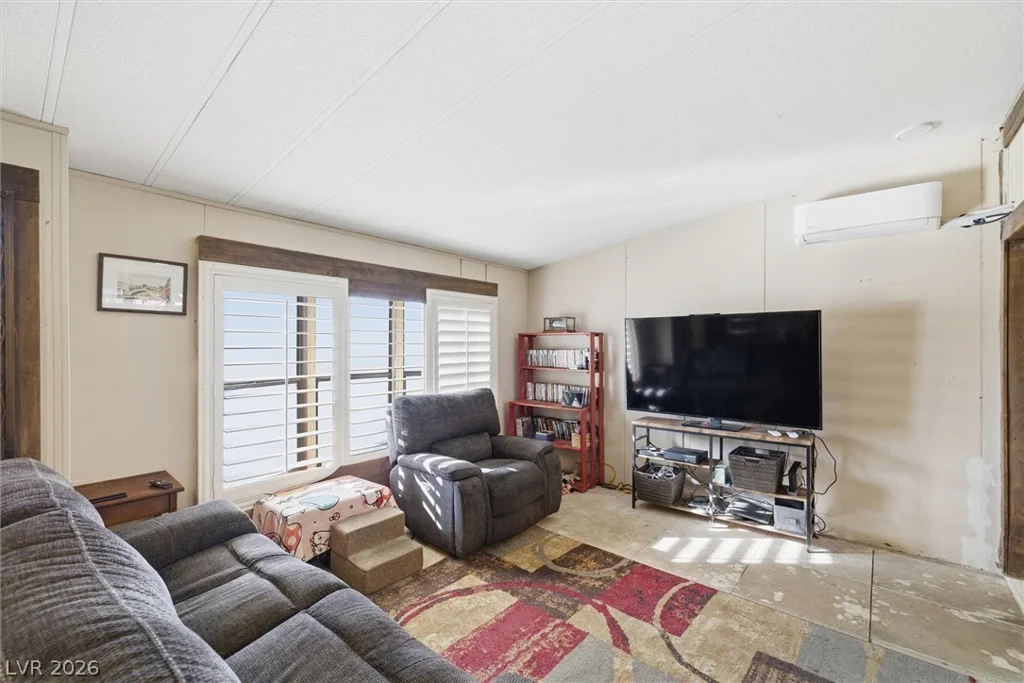 5701 Bonnie, Pahrump, NV 89048