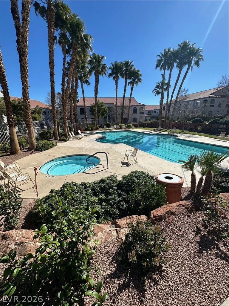 700 Carnegie, Henderson, NV 89052