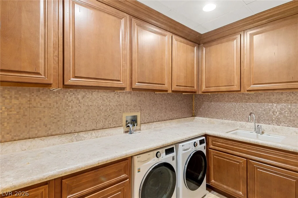 9101 Alta, Las Vegas, NV 89145