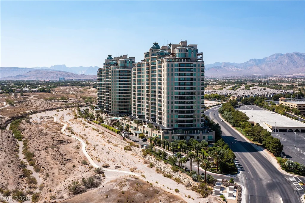 9101 Alta, Las Vegas, NV 89145