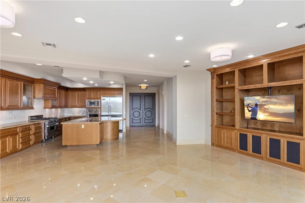 9101 Alta, Las Vegas, NV 89145
