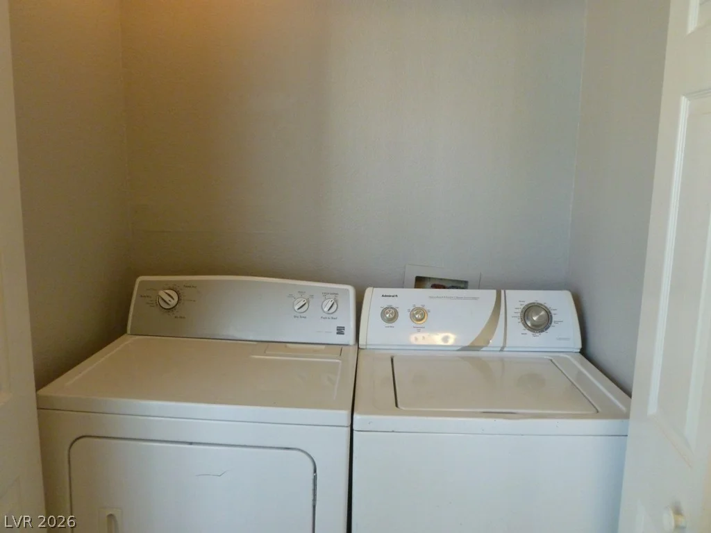 2801 Rainbow, Las Vegas, NV 89108