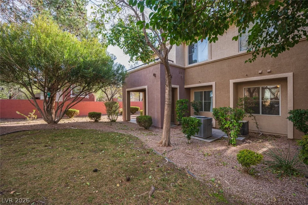 800 Peachy Canyon, Las Vegas, NV 89144