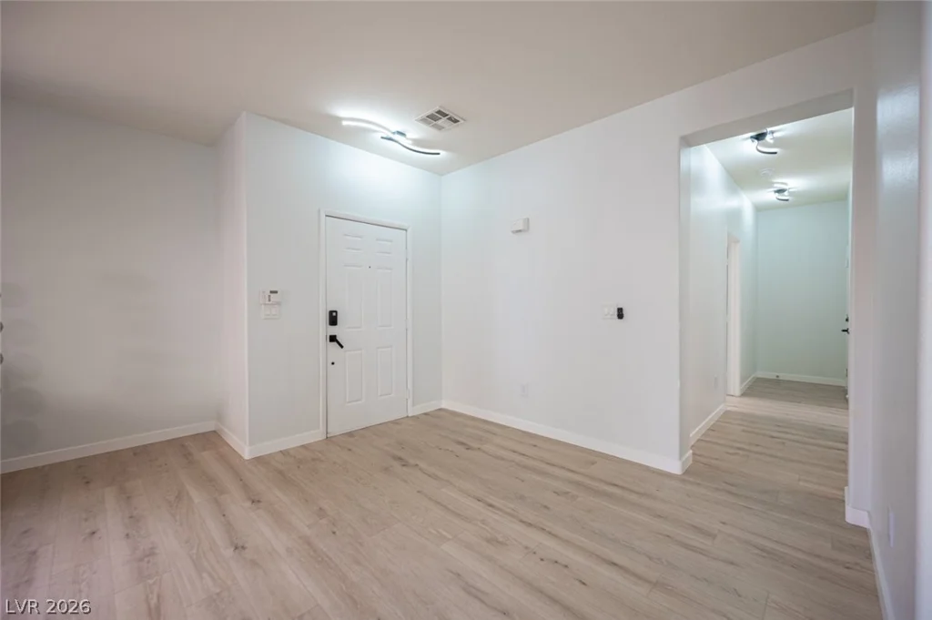 800 Peachy Canyon, Las Vegas, NV 89144