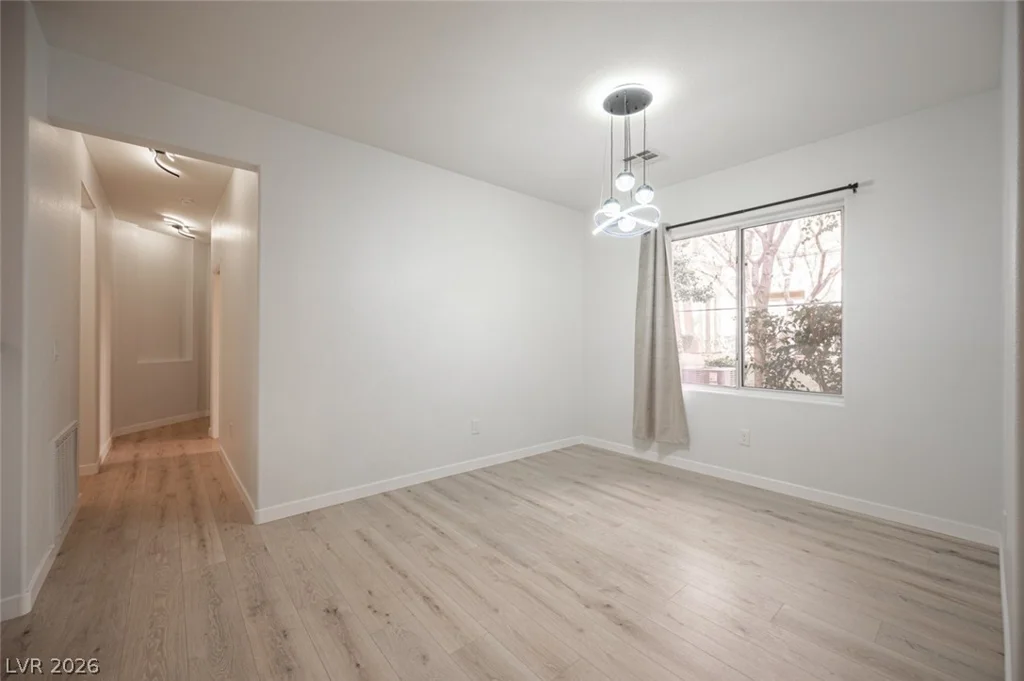 800 Peachy Canyon, Las Vegas, NV 89144