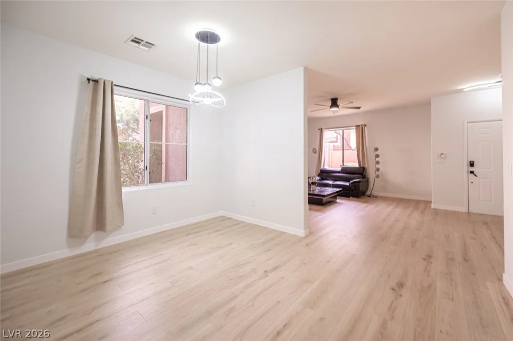 800 Peachy Canyon, Las Vegas, NV 89144