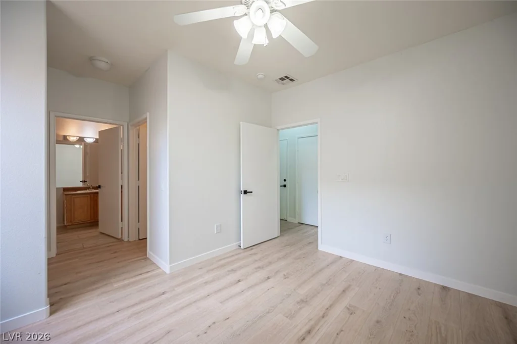 800 Peachy Canyon, Las Vegas, NV 89144