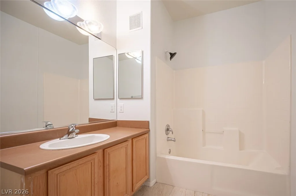 800 Peachy Canyon, Las Vegas, NV 89144