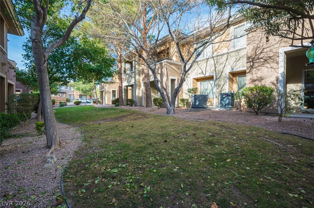 800 Peachy Canyon, Las Vegas, NV 89144
