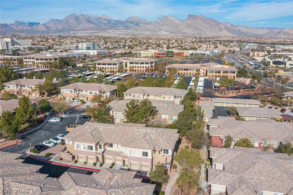800 Peachy Canyon, Las Vegas, NV 89144