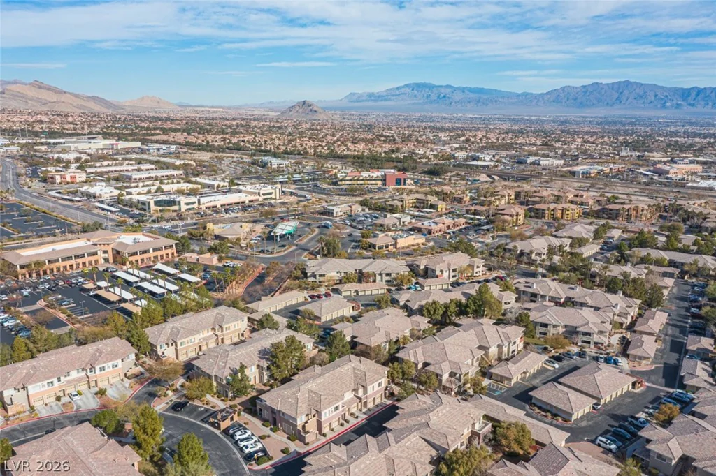 800 Peachy Canyon, Las Vegas, NV 89144