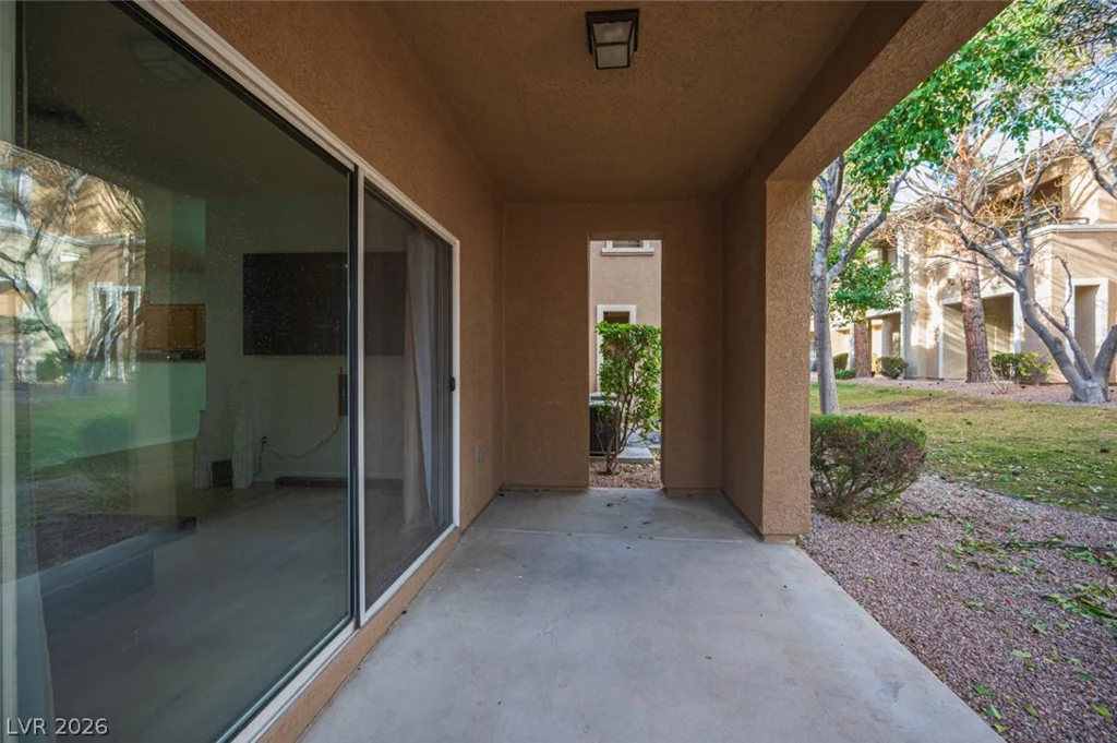 800 Peachy Canyon, Las Vegas, NV 89144
