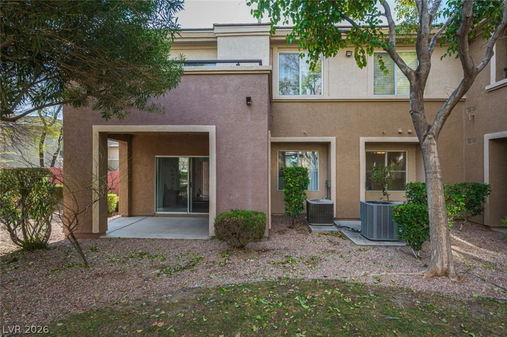 800 Peachy Canyon, Las Vegas, NV 89144